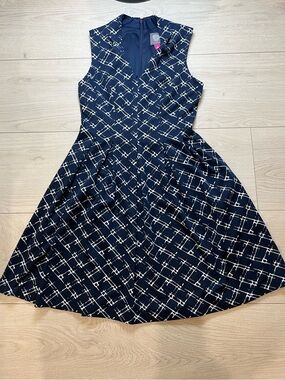 Vince Camuto Sleeveless Navy & White Patterned Fit-and-Flare Dress size 2